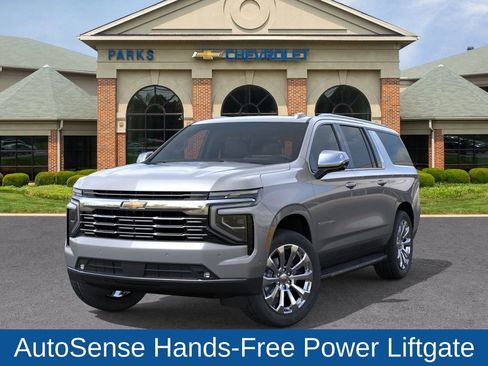 New 2026 Chevrolet Suburban Premier image 7