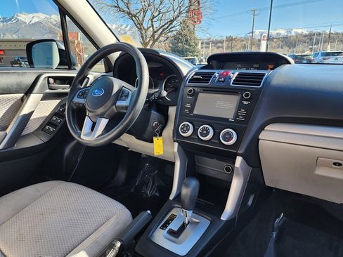 Used 2017 Subaru Forester 2.5i w/ Alloy Wheel Package image 15