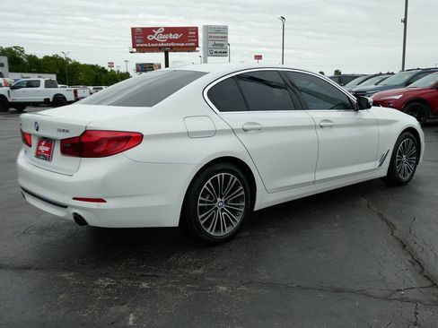Used 2019 BMW 530i xDrive w/ Convenience Package AWD/4WD image 5