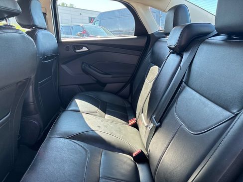 Used 2018 Ford Focus Titanium FWD image 15