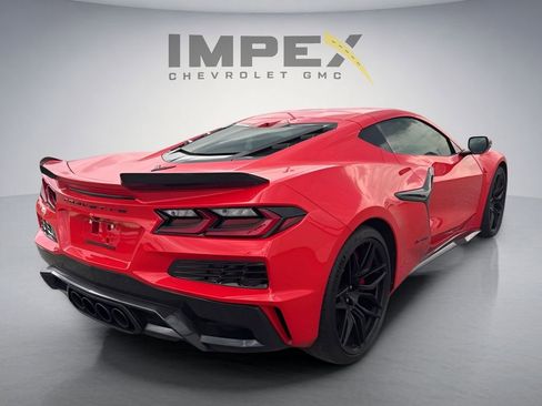 Used 2023 Chevrolet Corvette Z06 w/ Engine Appearance Package RWD image 5