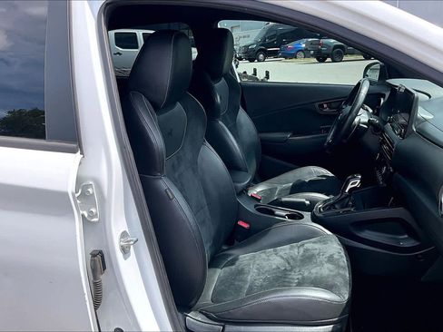 Used 2022 Hyundai Kona N image 9