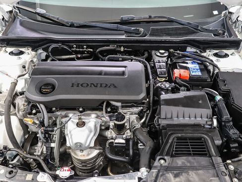 Used 2025 Honda Civic Sport image 27
