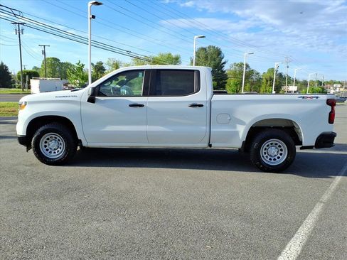 Used 2023 Chevrolet Silverado 1500 W/T w/ WT Value Package AWD/4WD image 13