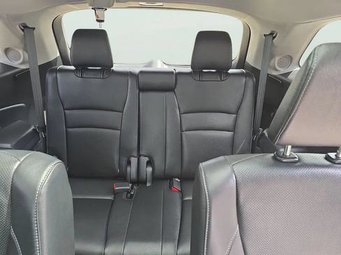 Used 2018 Honda Pilot Elite image 16