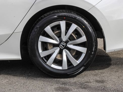 Used 2024 Honda Civic LX image 10