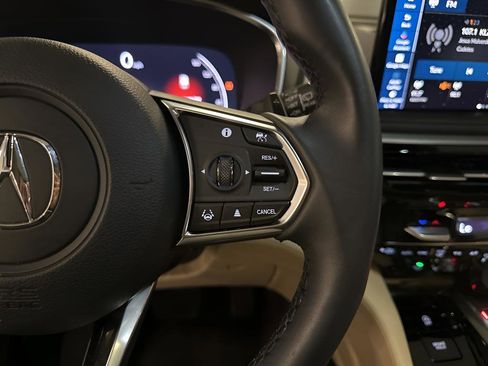 Used 2025 Acura MDX w/ Technology Package image 28