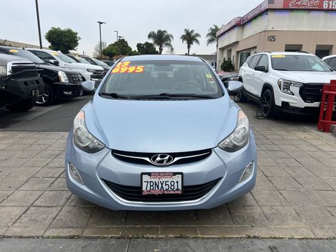 Used 2013 Hyundai Elantra GLS w/ Preferred Pkg image 3