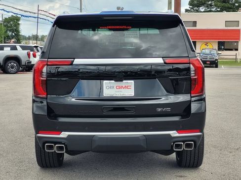 New 2026 GMC Yukon Denali w/ Denali Reserve Package AWD/4WD image 5