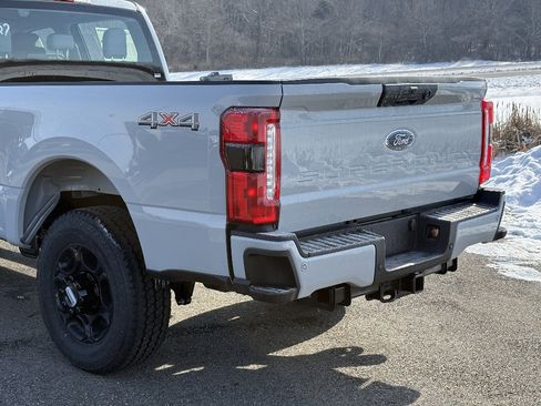 New 2026 Ford F250 XL w/ STX Appearance Package AWD/4WD image 11