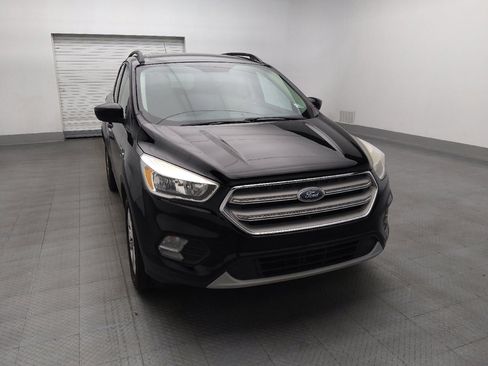 Used 2018 Ford Escape SE FWD image 14
