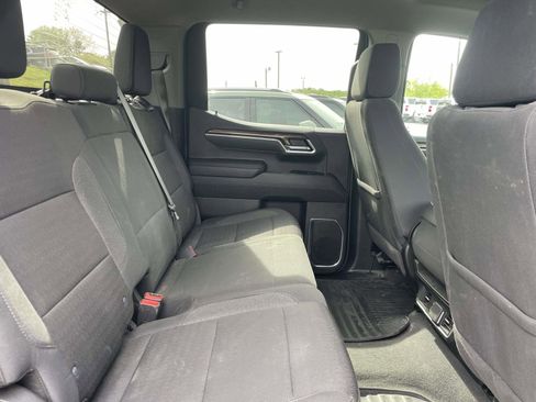 Used 2025 Chevrolet Silverado 1500 LT image 13