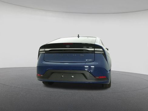 New 2026 Toyota Prius Plug-In Hybrid FWD image 23