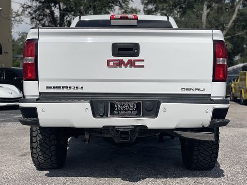 Used 2016 GMC Sierra 2500 Denali w/ Duramax Plus Package AWD/4WD image 10