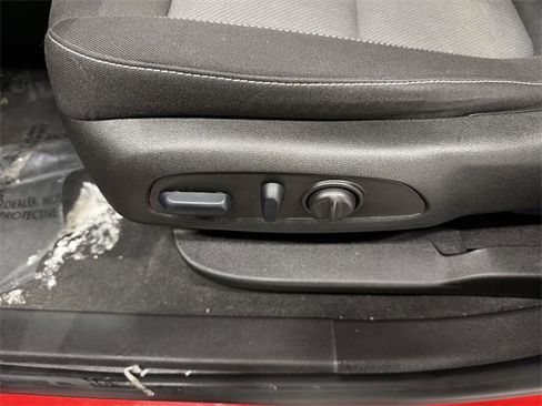 Certified 2024 Chevrolet Blazer LT w/ Convenience Package image 20