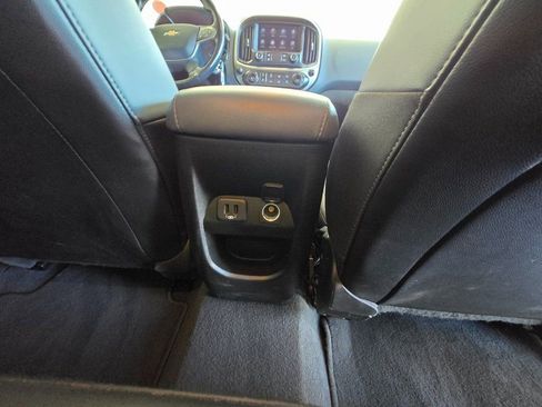 Used 2022 Chevrolet Colorado Z71 image 23