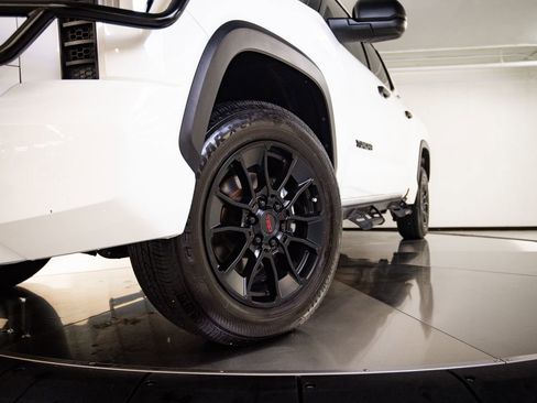 Used 2023 Toyota Tundra SR5 AWD/4WD image 12