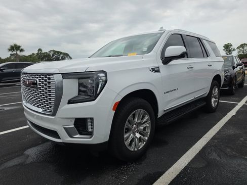 Used 2024 GMC Yukon Denali RWD image 7