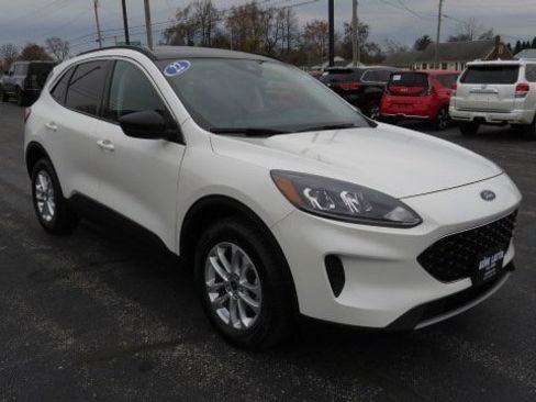 Certified 2022 Ford Escape SE w/ Convenience Package image 1