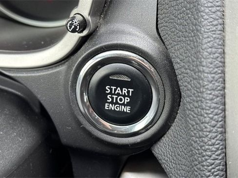 Used 2024 Mitsubishi Eclipse Cross SE image 33