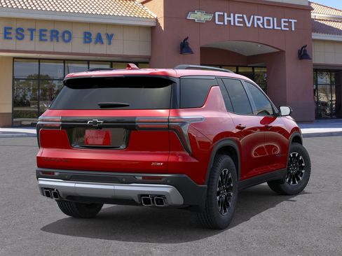New 2026 Chevrolet Traverse Z71 w/ Driver Confidence Package AWD/4WD image 4