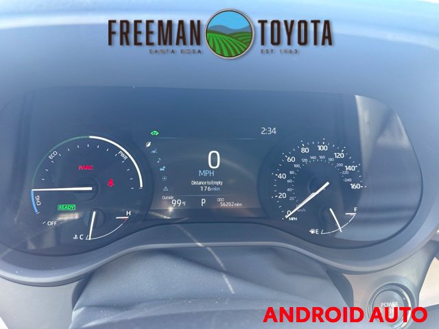 Used 2025 Toyota Sienna XLE FWD image 8