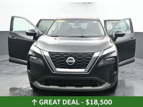 Used 2023 Nissan Rogue S image 49