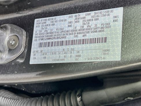 Used 2024 Ford Escape ST-Line image 30