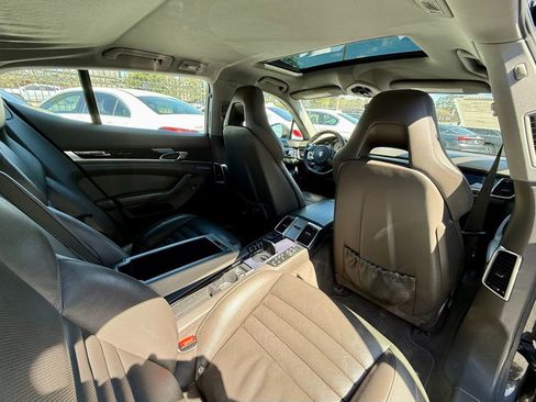 Used 2014 Porsche Panamera image 28