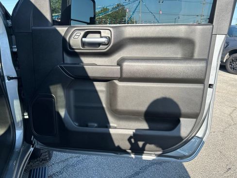 Used 2025 Chevrolet Silverado 2500 W/T AWD/4WD image 37