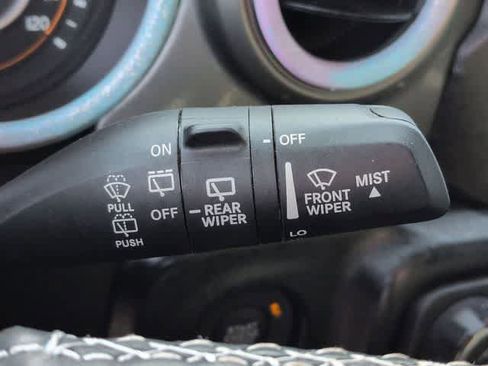 Used 2022 Jeep Wrangler Unlimited Sahara w/ Cold Weather Group image 25