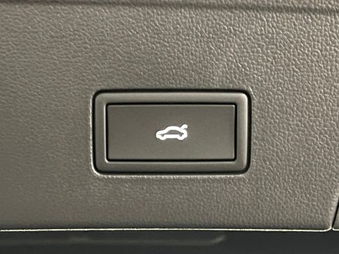 New 2026 Volkswagen Atlas Cross Sport SEL R-Line image 39