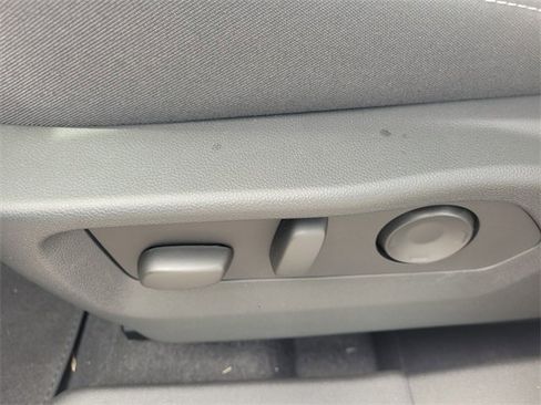 New 2025 Buick Envision Sport Touring image 5