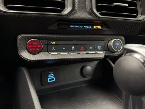 Used 2025 Ford Mustang GT RWD image 37