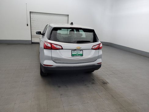 Used 2019 Chevrolet Equinox LS FWD image 6