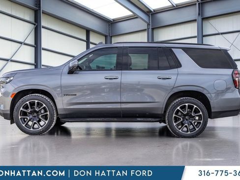 Used 2022 Chevrolet Tahoe RST w/ Luxury Package AWD/4WD image 3