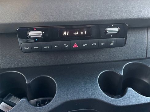 Used 2019 Mercedes-Benz Sprinter 2500 image 21