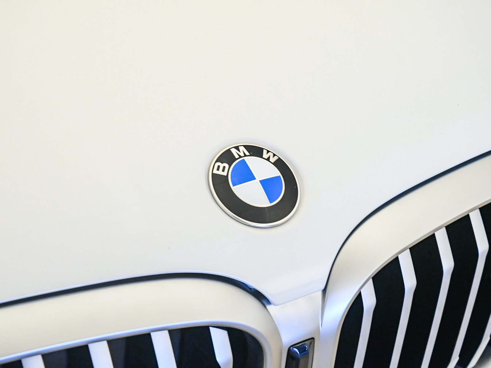 Certified 2024 BMW X3 sDrive30i w/ Premium Package RWD image 8