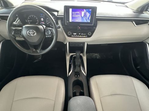 Used 2023 Toyota Corolla Cross L FWD image 24