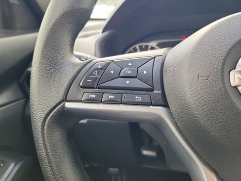 Certified 2025 Nissan Altima 2.5 SV FWD image 25
