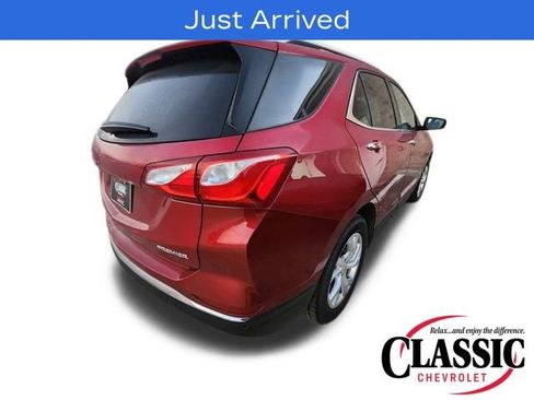 Used 2019 Chevrolet Equinox Premier image 11