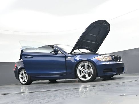 Used 2011 BMW 135i Convertible RWD image 50