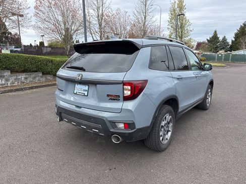 Used 2023 Honda Passport TrailSport image 7