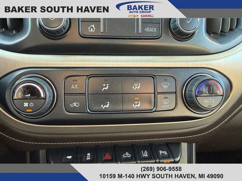 Used 2022 GMC Canyon Denali image 23