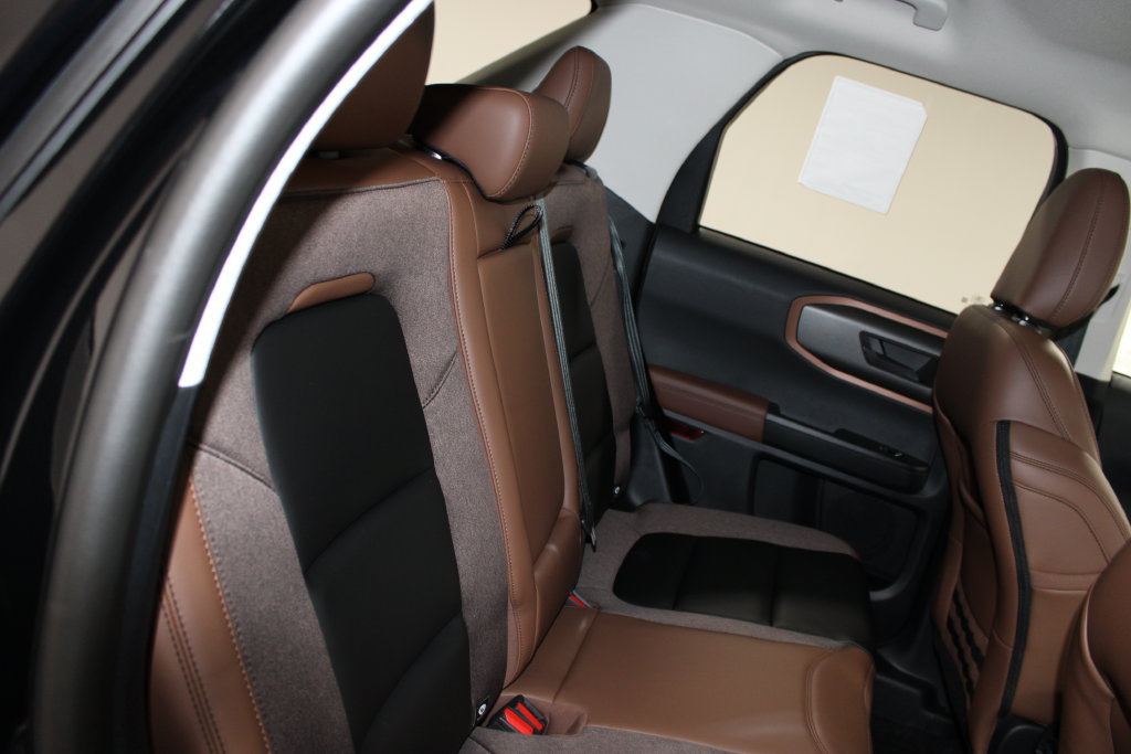 New 2026 Ford Bronco Sport Outer Banks w/ Outer Banks Tech Package+ AWD/4WD image 26