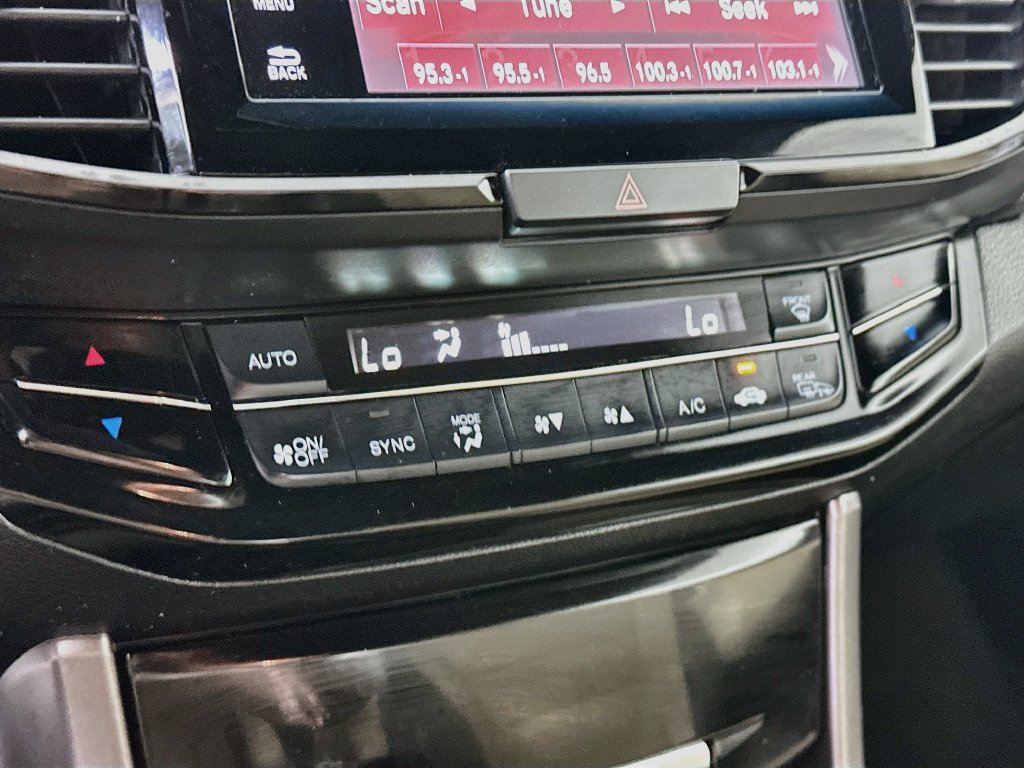 Used 2016 Honda Accord EX-L image 18