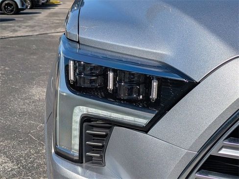 Used 2023 Toyota Sequoia Capstone image 9