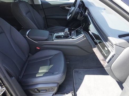 Used 2023 Audi Q8 Premium Plus w/ Premium Plus Package AWD/4WD image 23