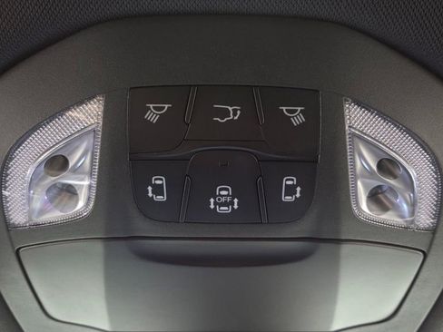 New 2025 Chrysler Pacifica Select w/ Fav Edition Package image 30