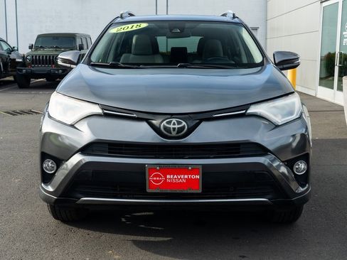 Used 2018 Toyota RAV4 XLE image 2